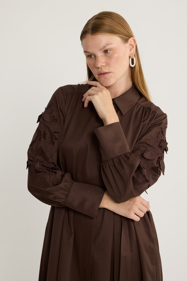 Perla Nakışlı Elbise Kahve