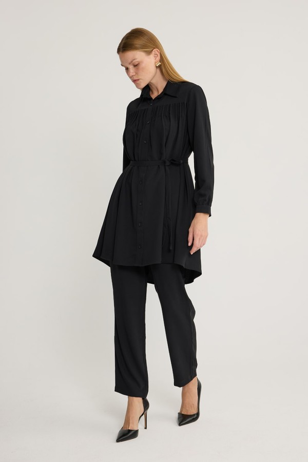 Pile Detaylı Takım Siyah