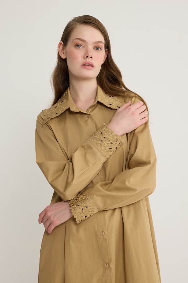 Rosa Nakışlı Elbise Camel